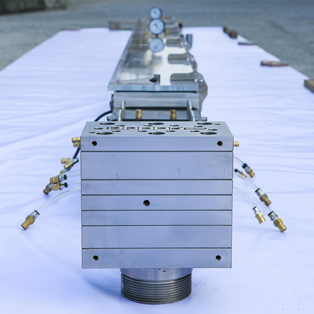 Door frame profile extrusion die