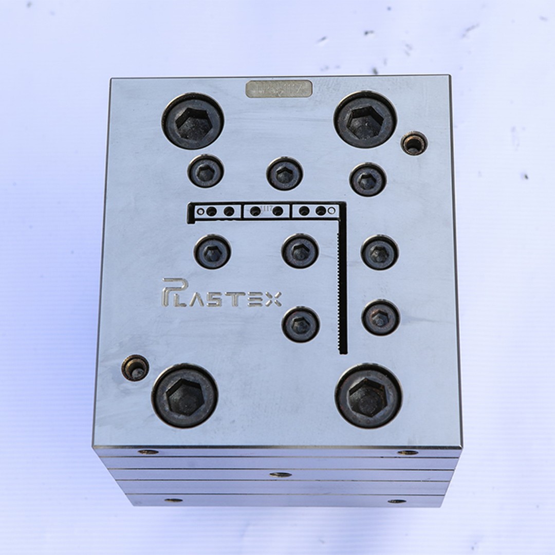 Door frame profile extrusion die