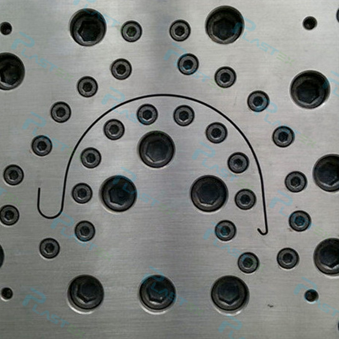 006 Line trough mold series 2